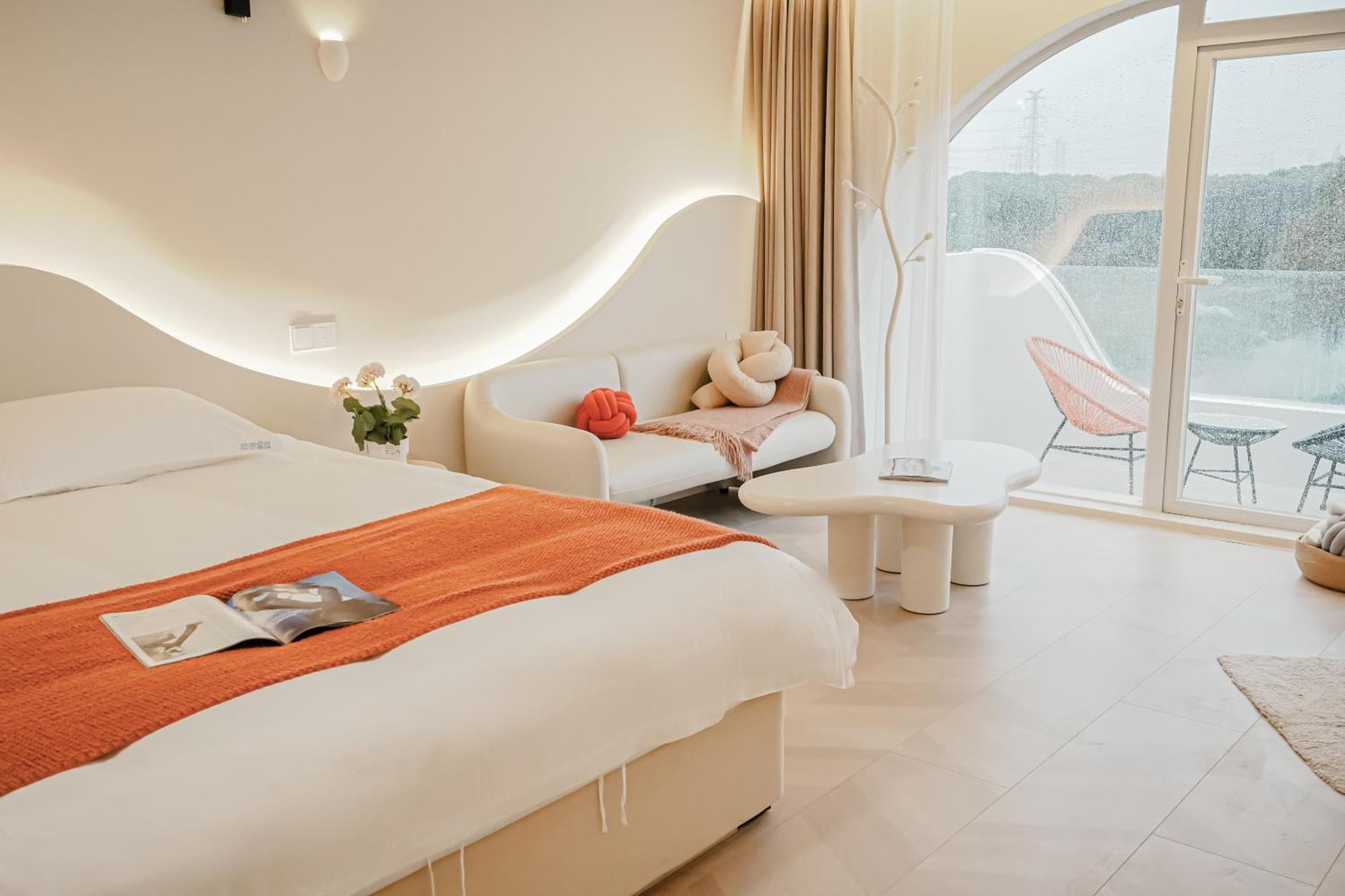 Dino Star - Near Disneyland 3* Xangai