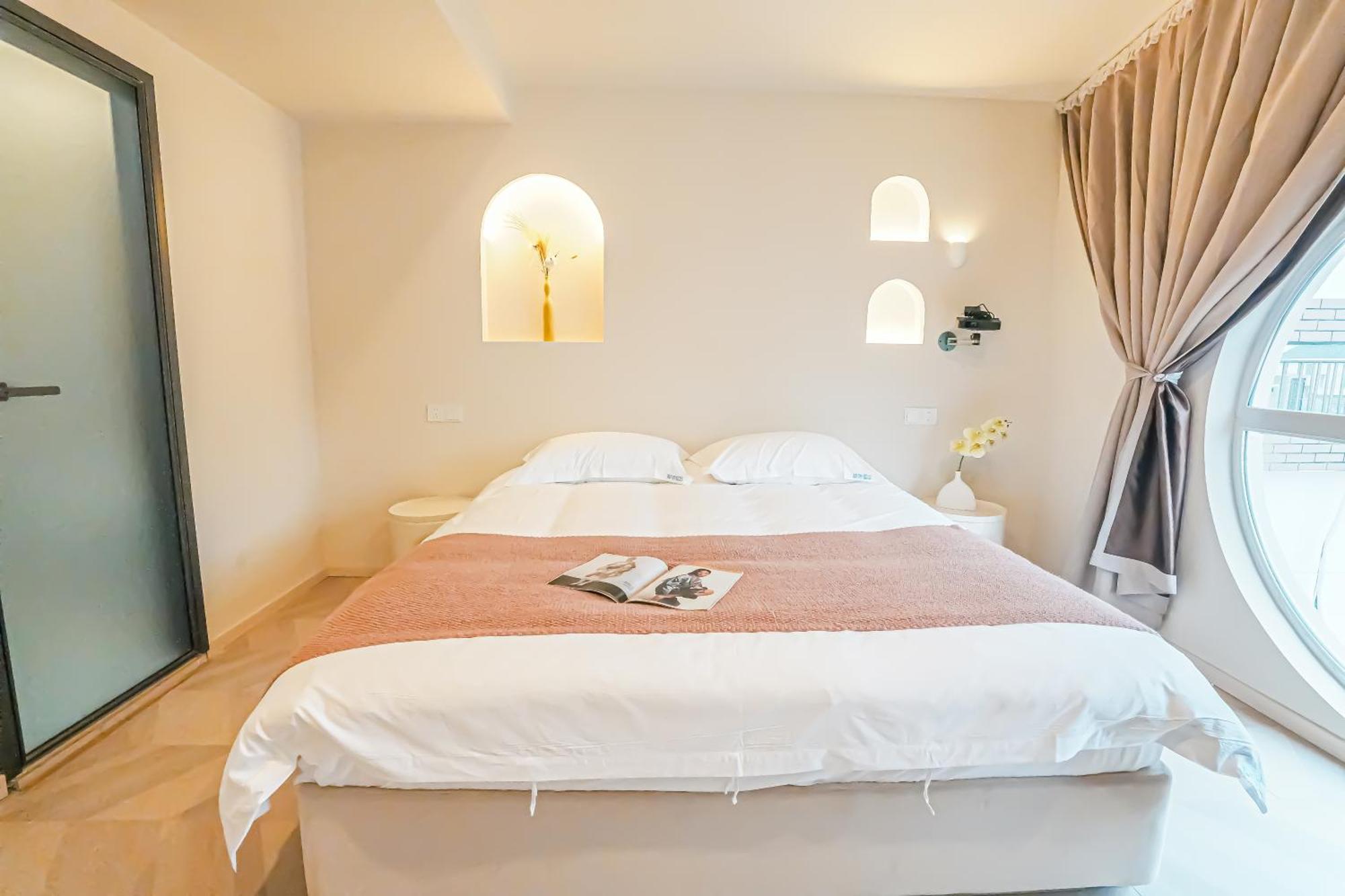 Dino Star - Near Disneyland Resort 3*
