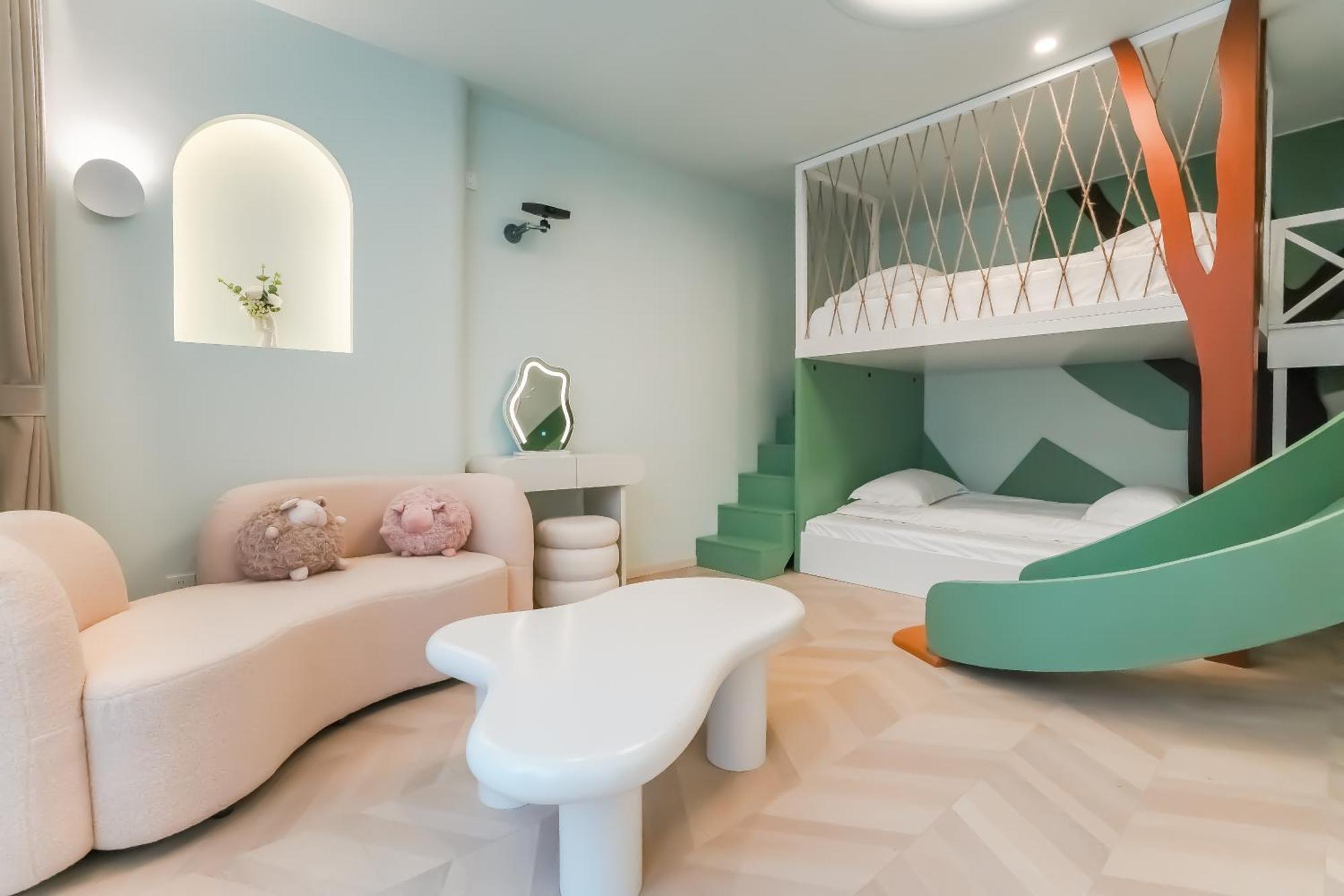 Resort Dino Star - Near Disneyland 3*